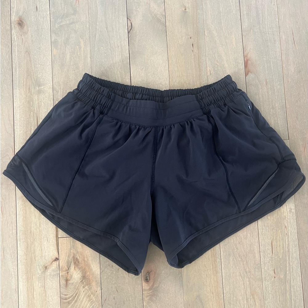 Lululemon Hotty Hot Short